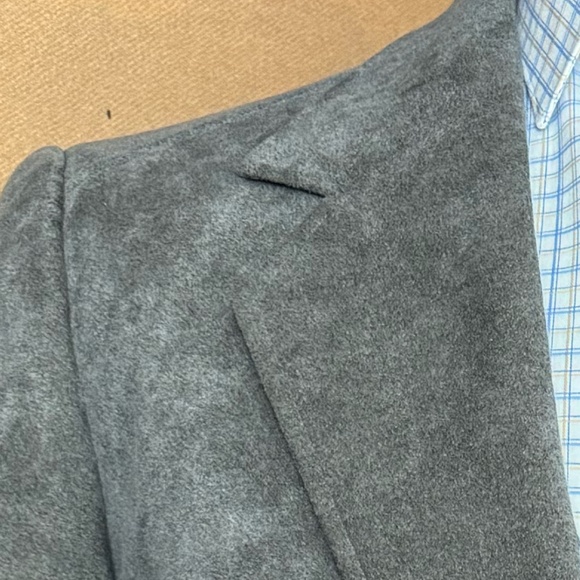 Size 40 Grey ultra suede notch lapel 2 button jacket - Picture 4 of 5